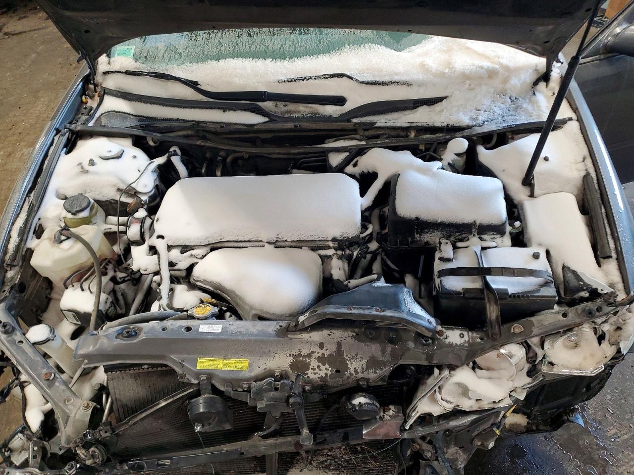 2005 TOYOTA CAMRY LE photo 11