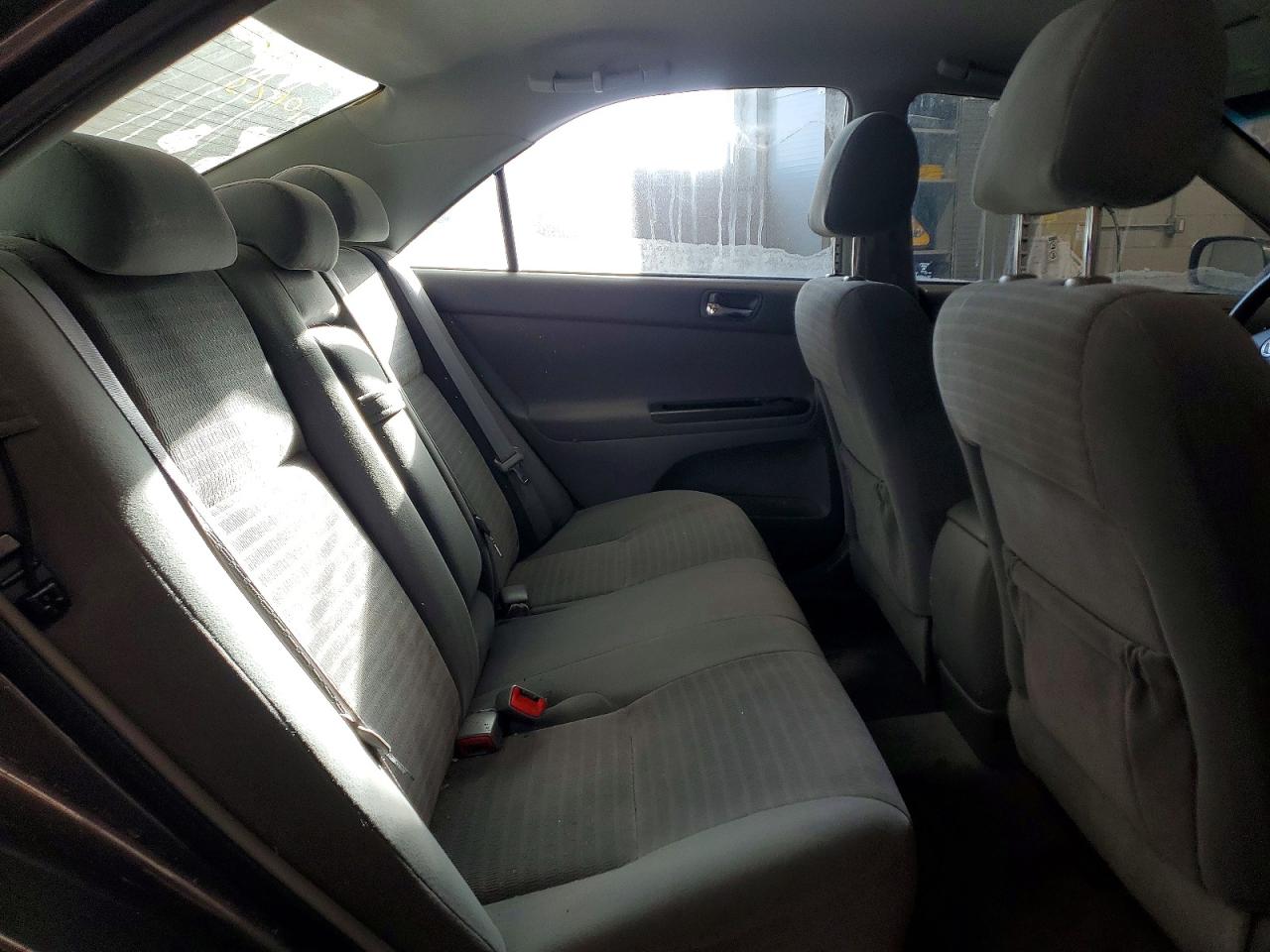 2005 TOYOTA CAMRY LE photo 10