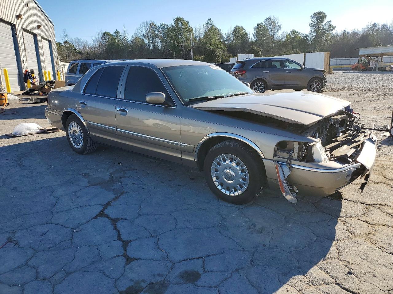 2003 MERCURY GRAND MARQUIS GS photo 4