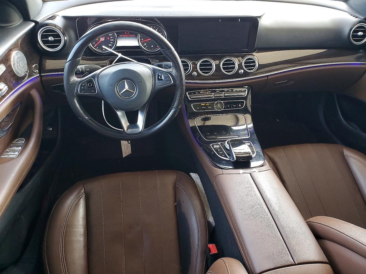 2017 MERCEDES-BENZ E 300 photo 8