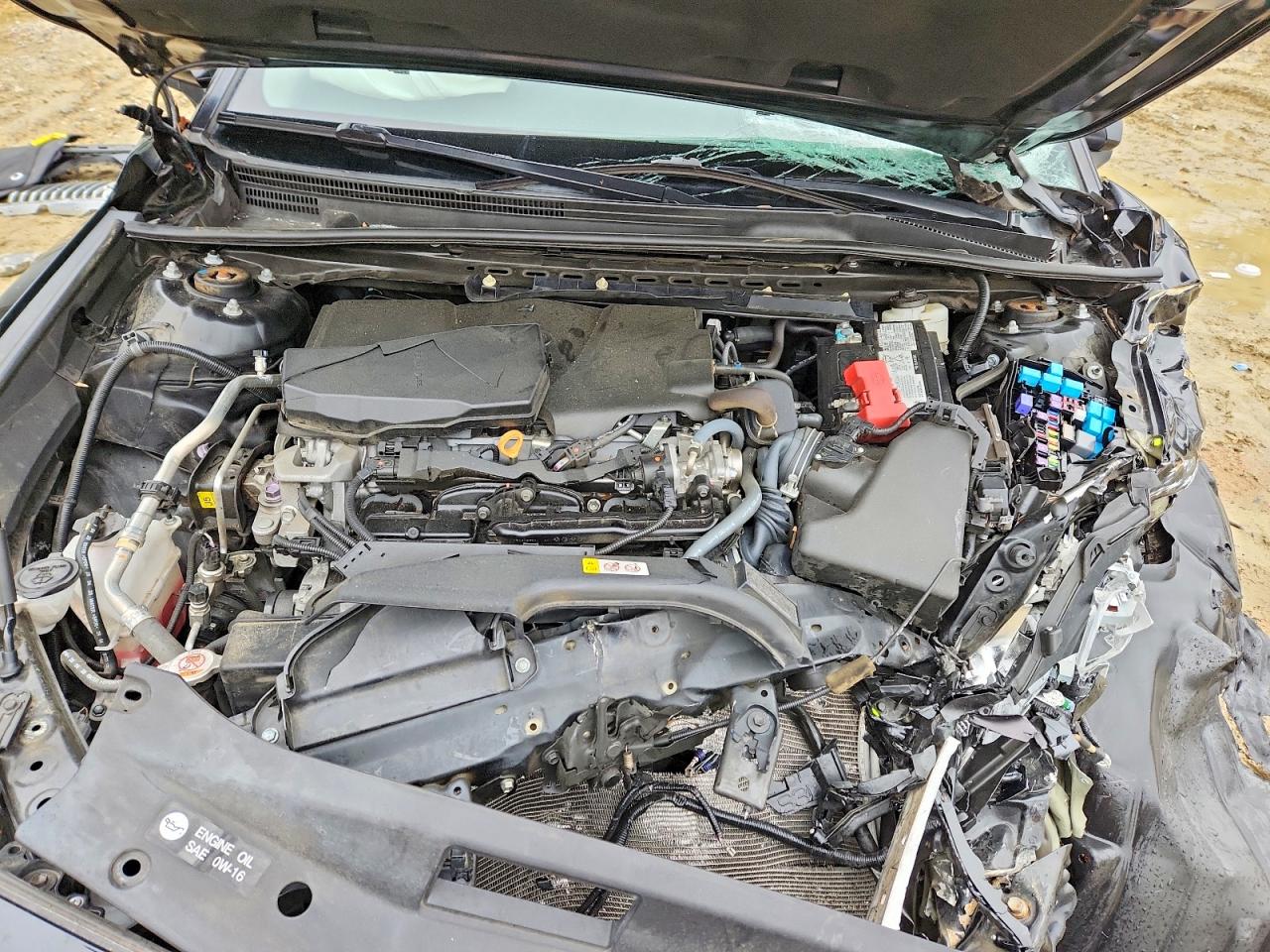2021 TOYOTA CAMRY SE photo 11