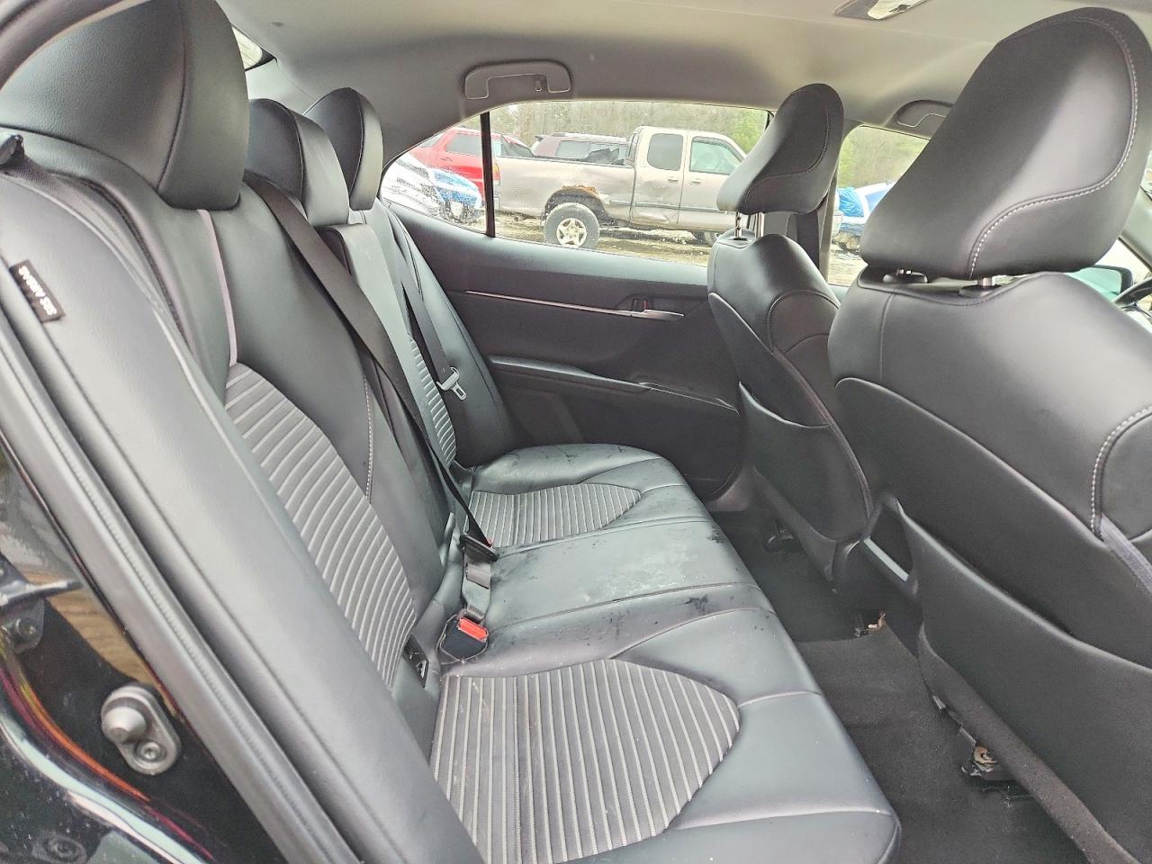 2021 TOYOTA CAMRY SE photo 10