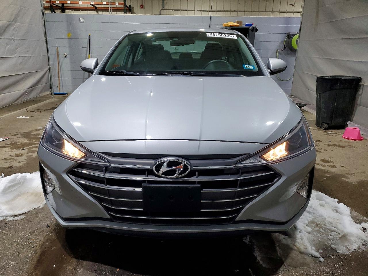 2020 HYUNDAI ELANTRA SEL photo 9