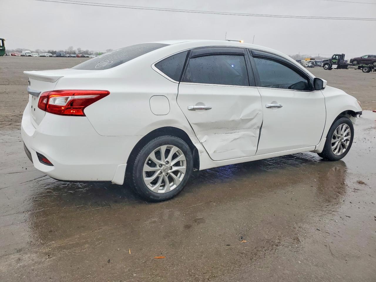 2017 NISSAN SENTRA S photo 3