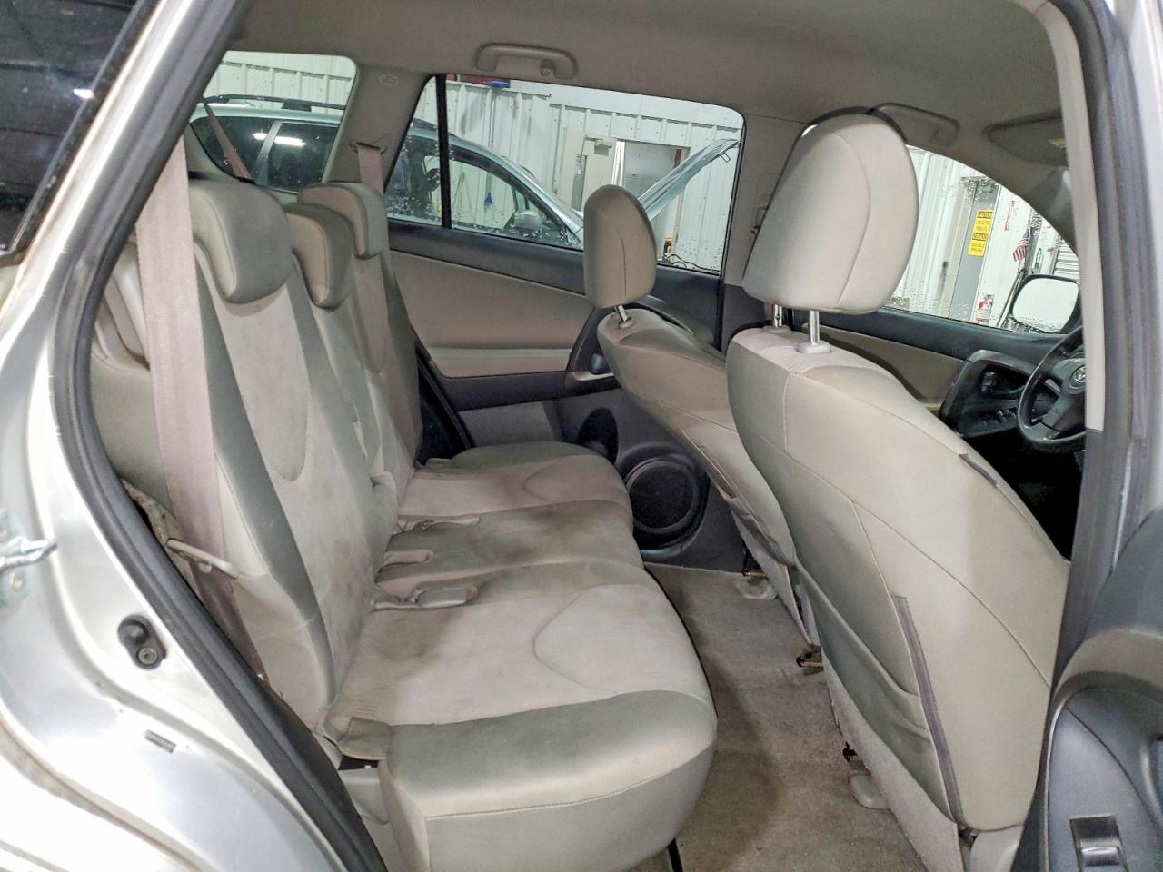 2009 TOYOTA RAV4 photo 11