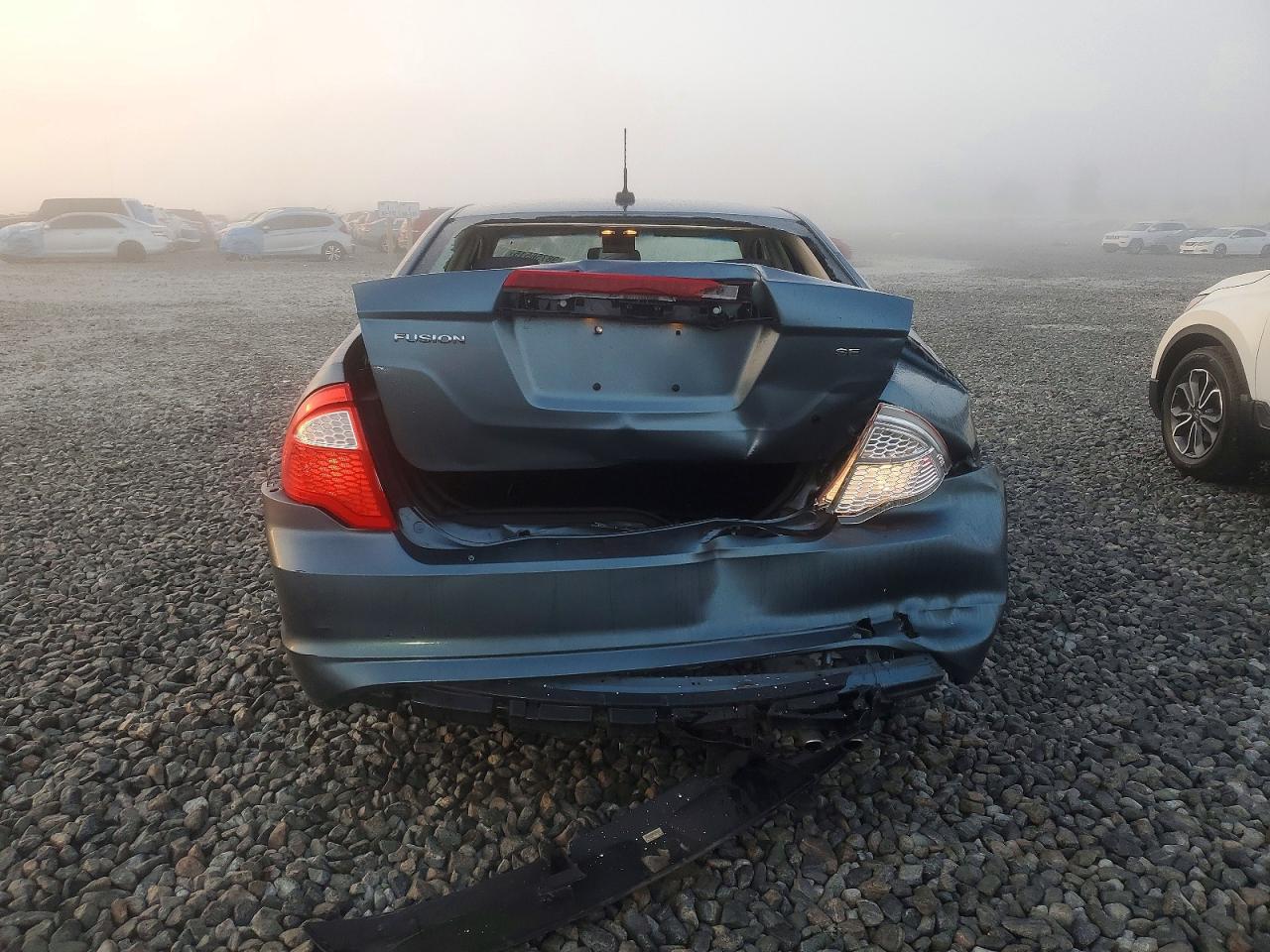 2011 FORD FUSION SE photo 6