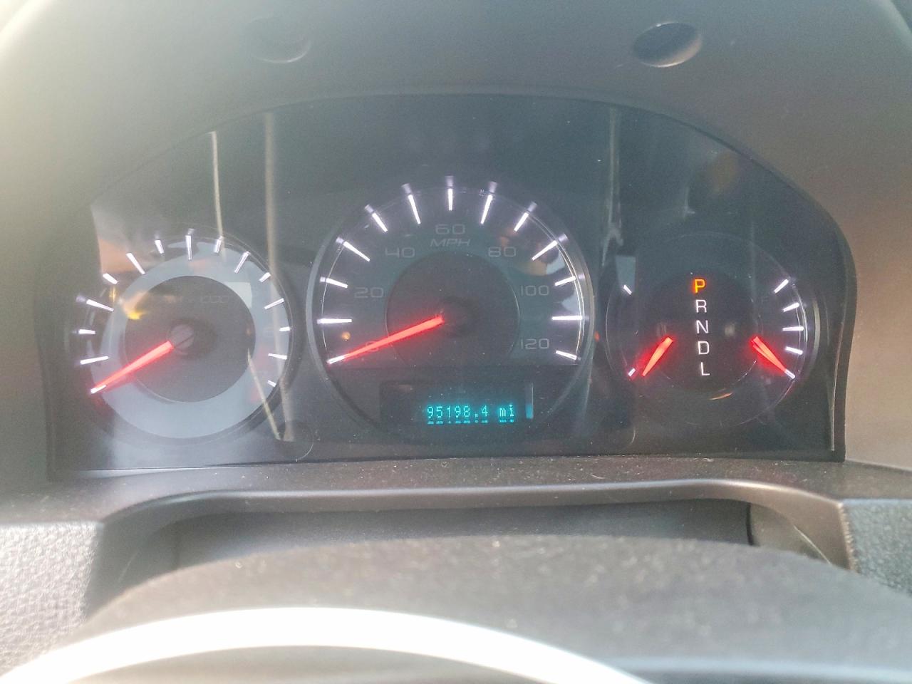 2011 FORD FUSION SE photo 9
