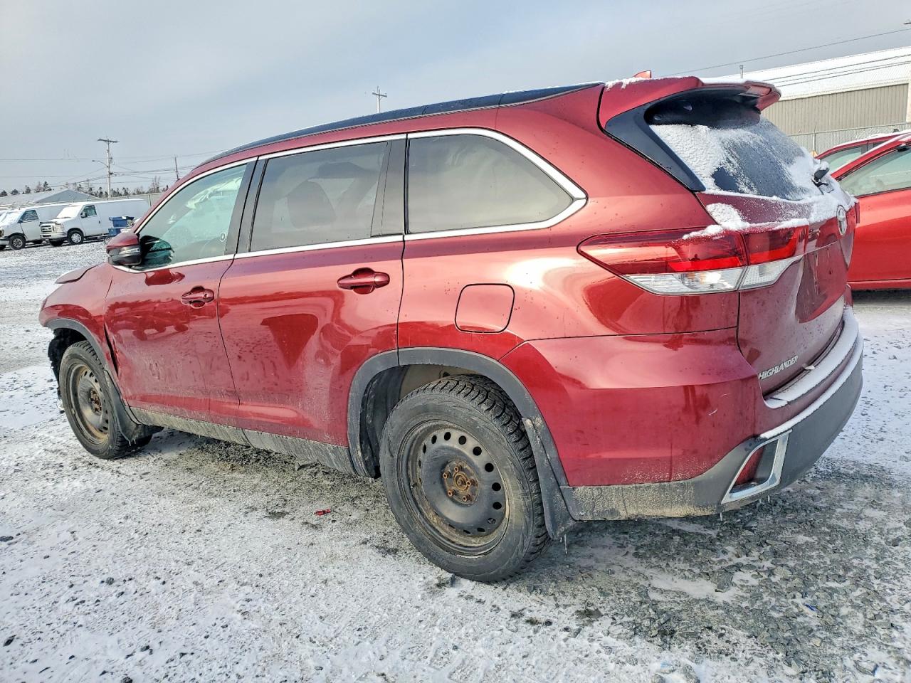 2019 TOYOTA HIGHLANDER SE photo 2
