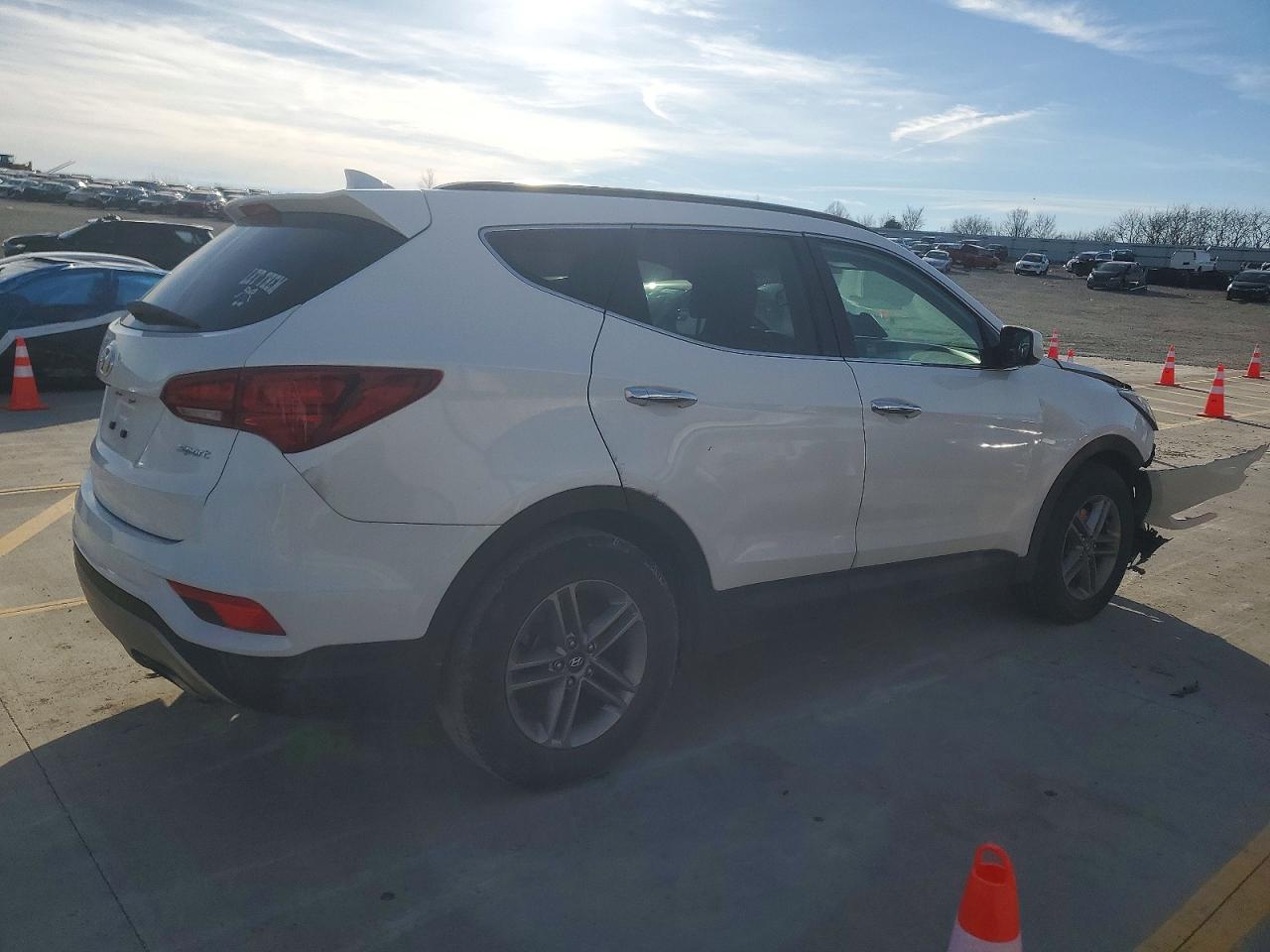 2017 HYUNDAI SANTA FE SPORT photo 5