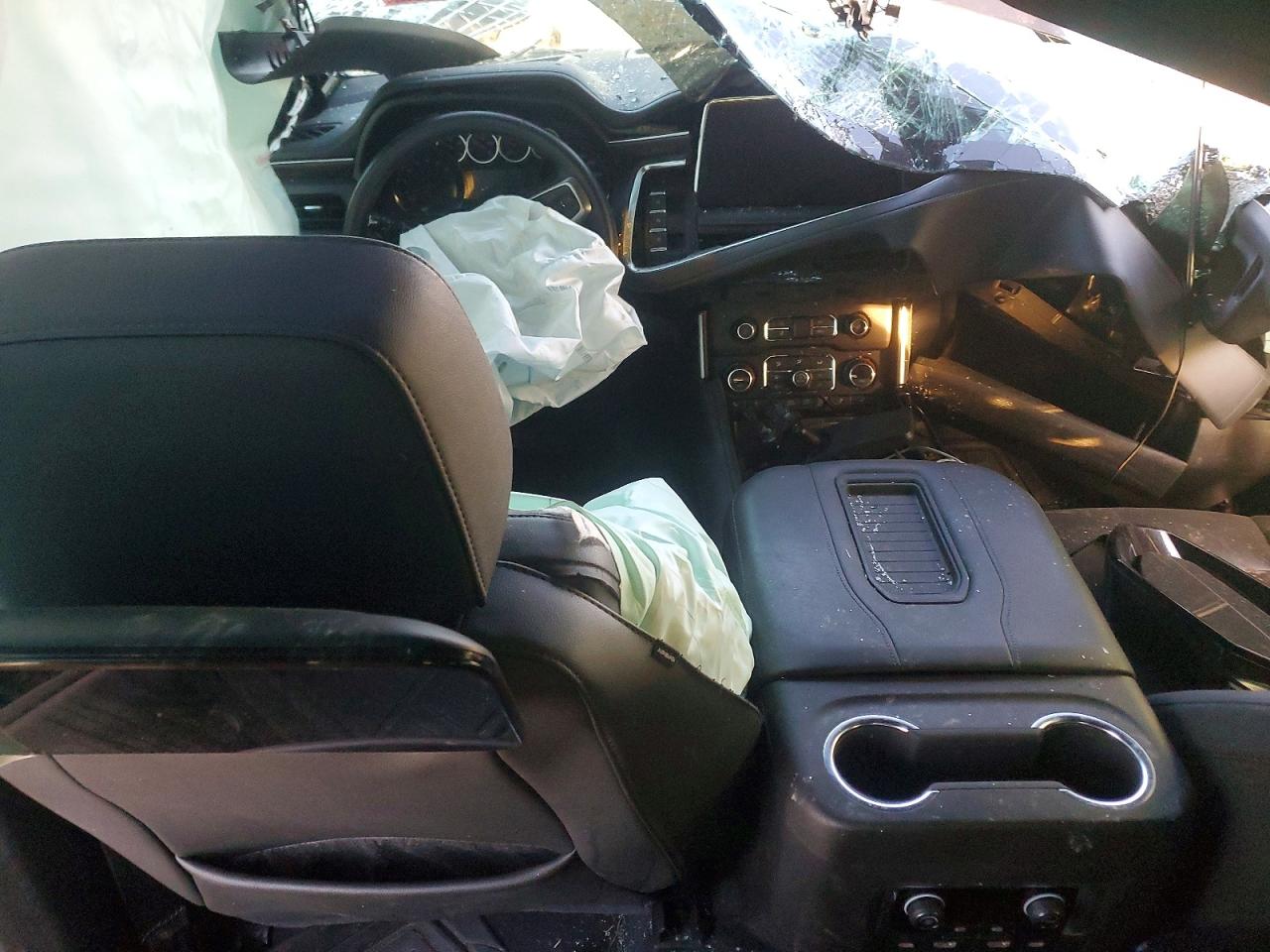 2021 CHEVROLET TAHOE K1500 Z71 photo 8