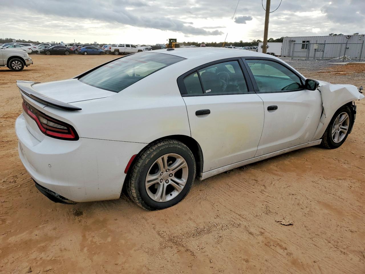 2020 DODGE CHARGER SXT photo 3