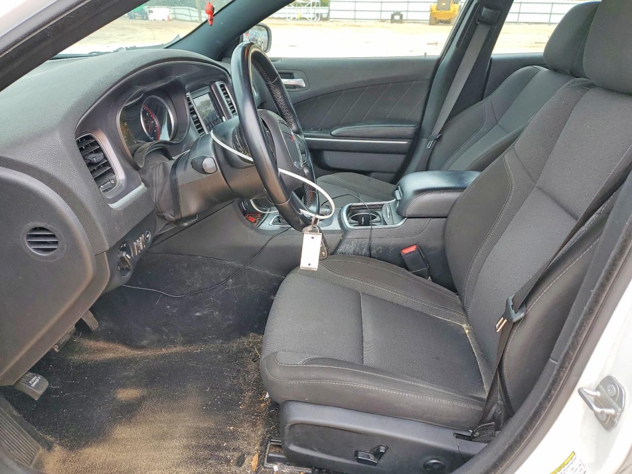 2020 DODGE CHARGER SXT photo 7