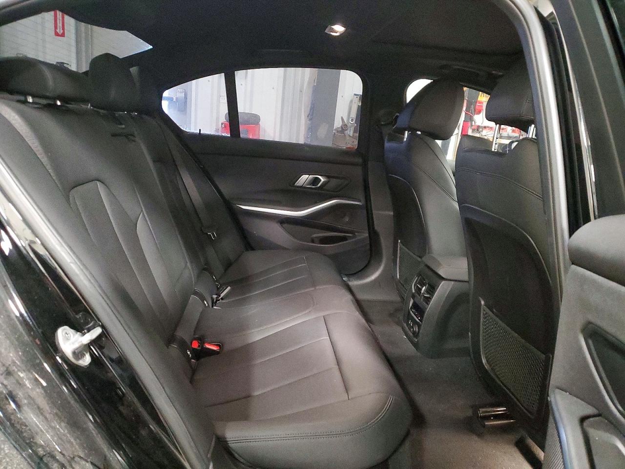2020 BMW 330XI photo 10
