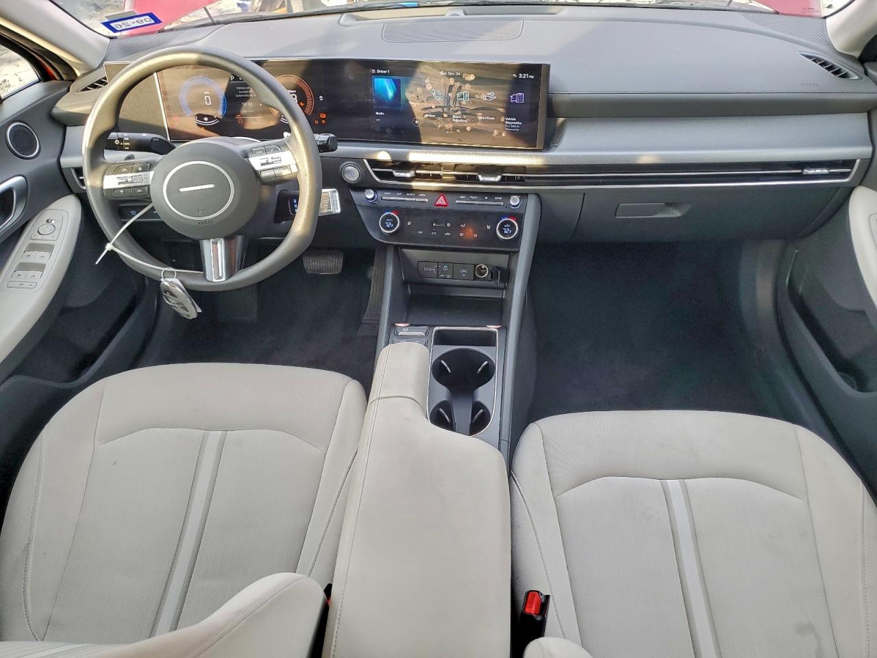 2025 HYUNDAI SONATA SEL photo 15