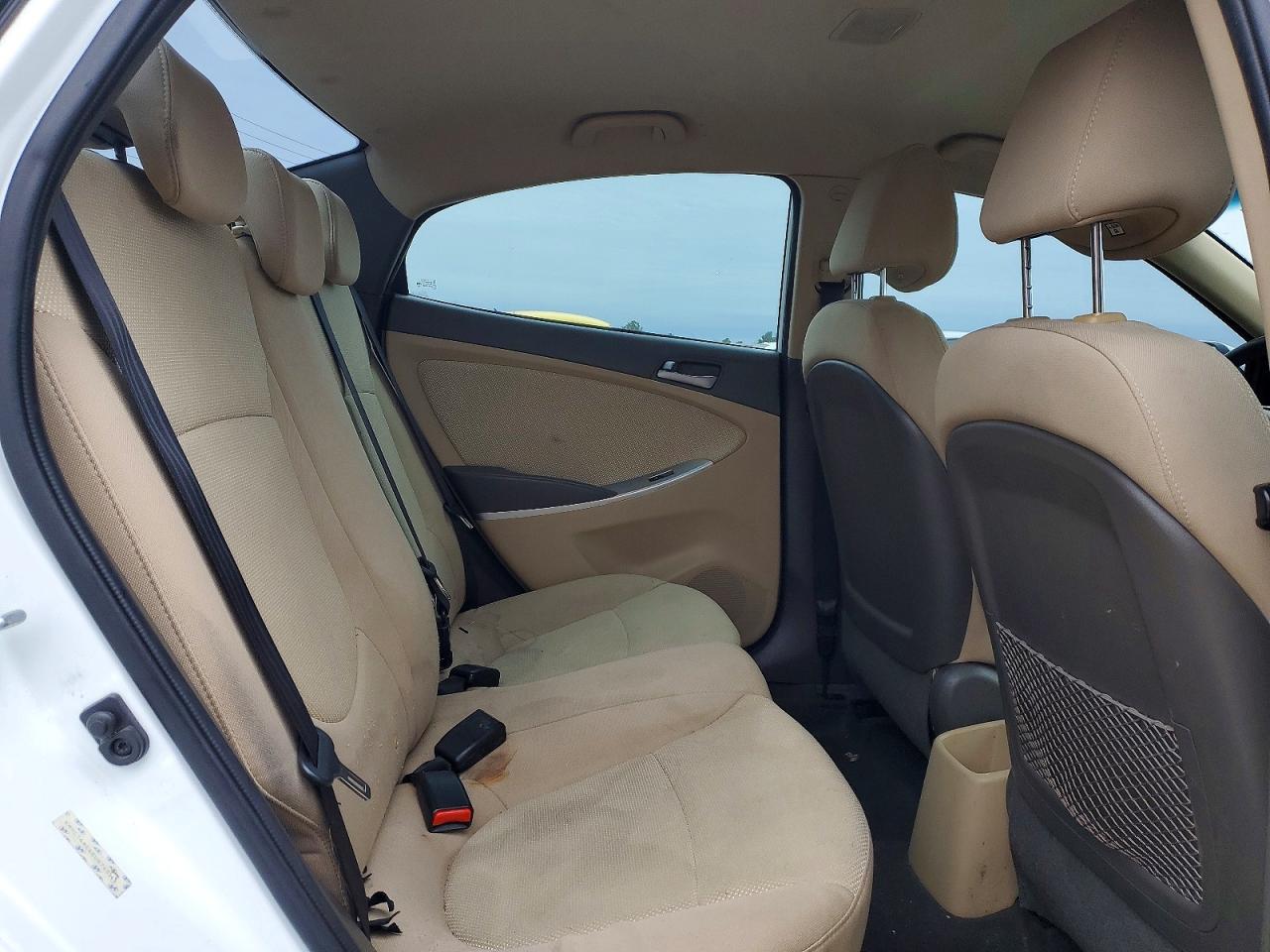 2014 HYUNDAI ACCENT GLS photo 19