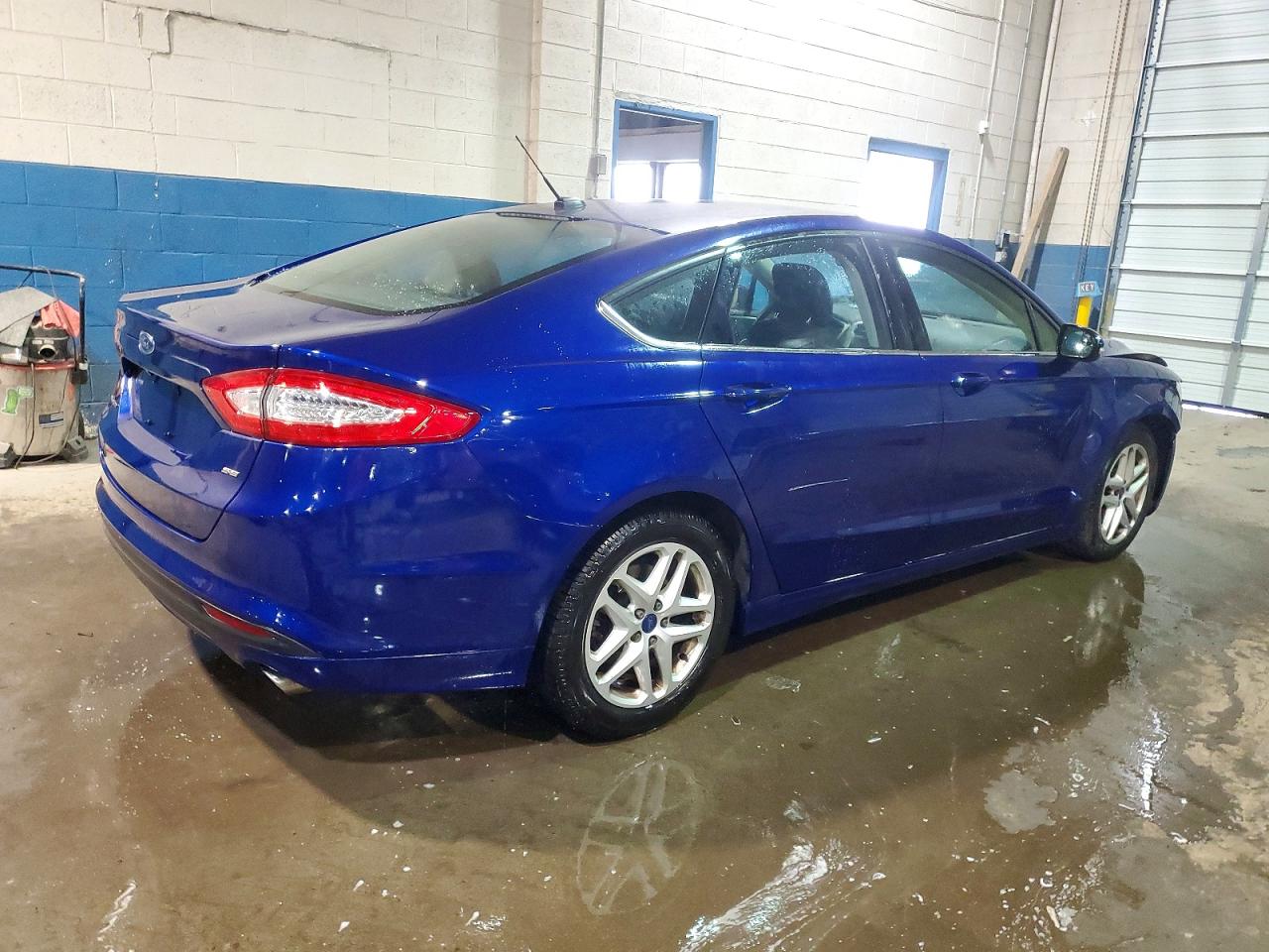 2015 FORD FUSION SE photo 3