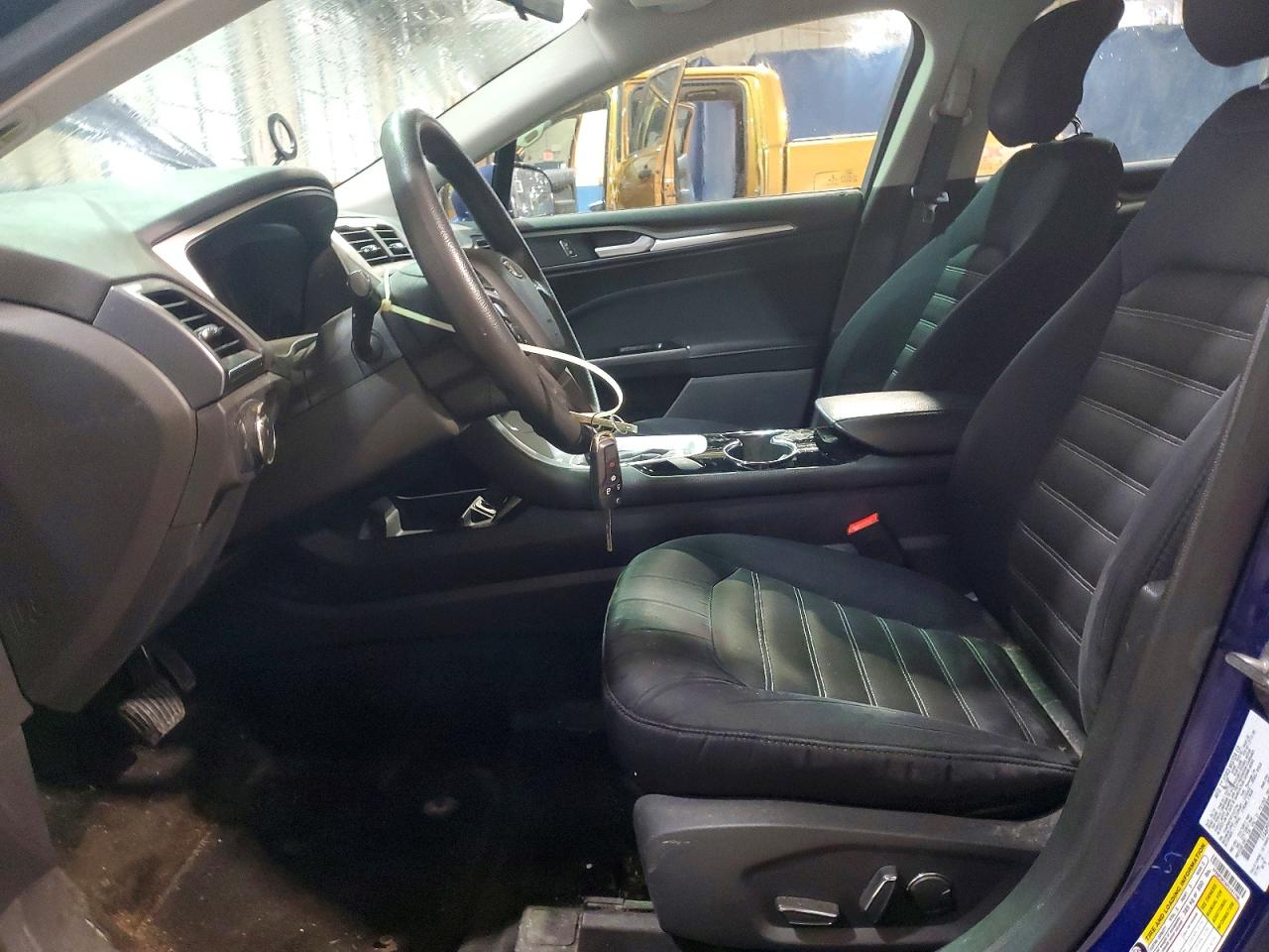 2015 FORD FUSION SE photo 7