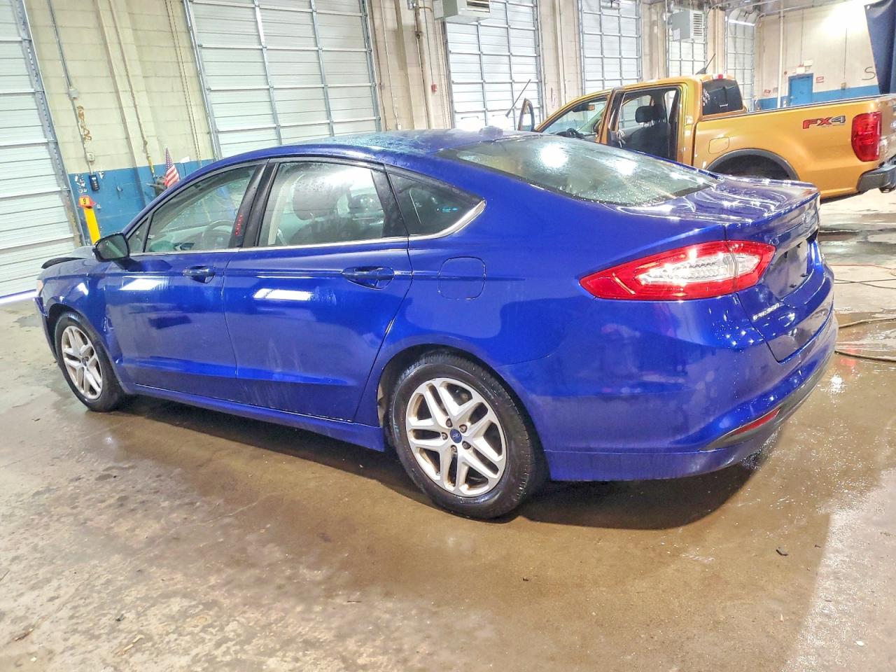 2015 FORD FUSION SE photo 2