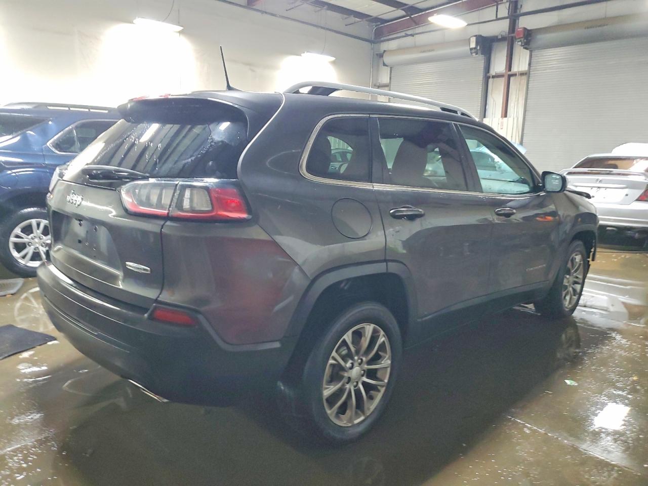 2021 JEEP CHEROKEE LATITUDE LUX photo 3