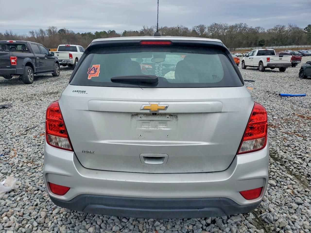 2020 CHEVROLET TRAX LS photo 6