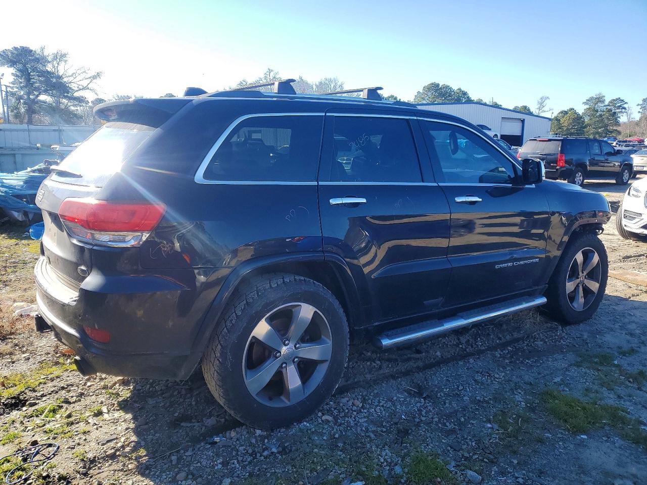 2015 JEEP GRAND CHEROKEE OVERLAND photo 3