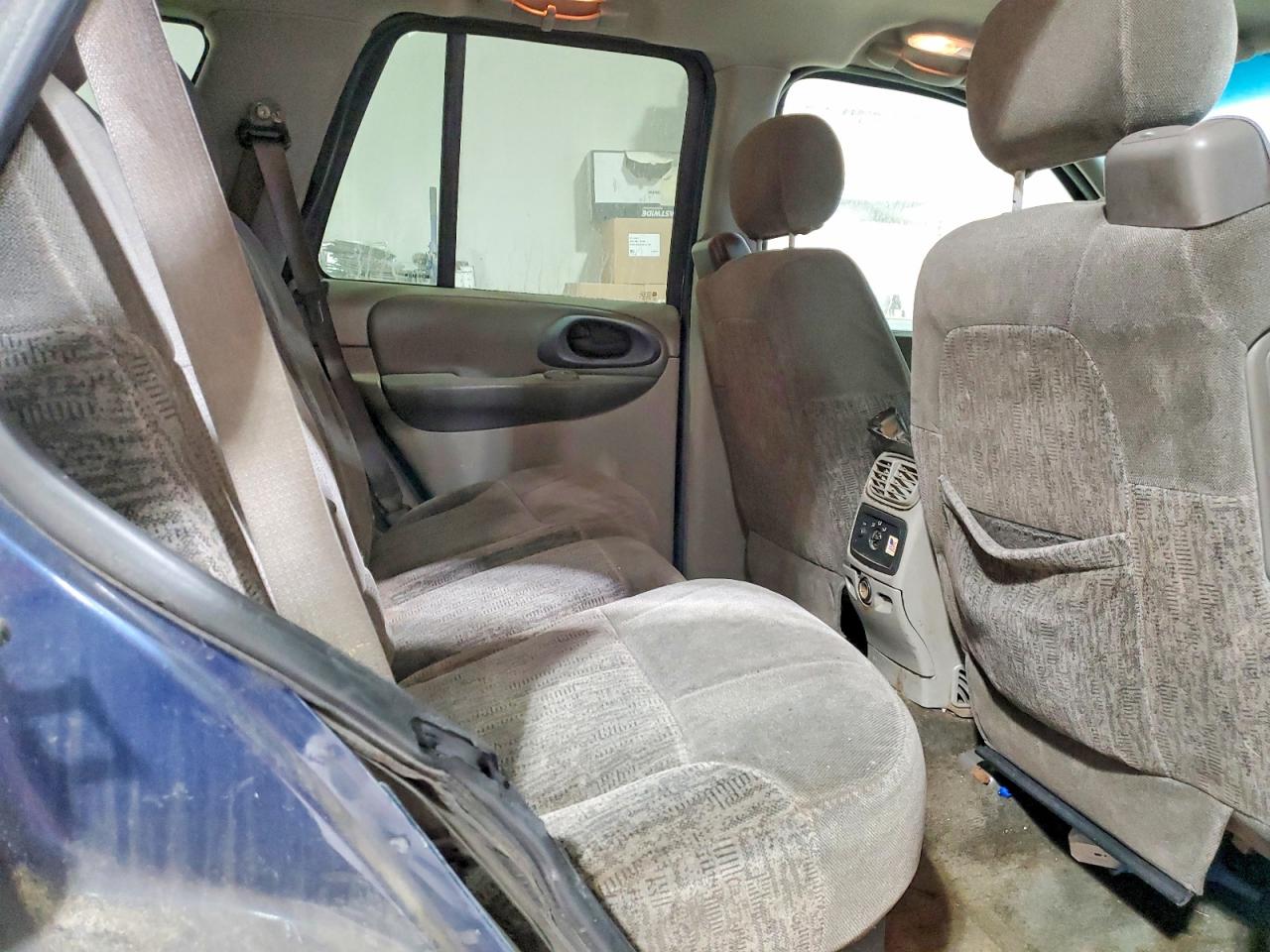 2003 CHEVROLET TRAILBLAZER photo 11