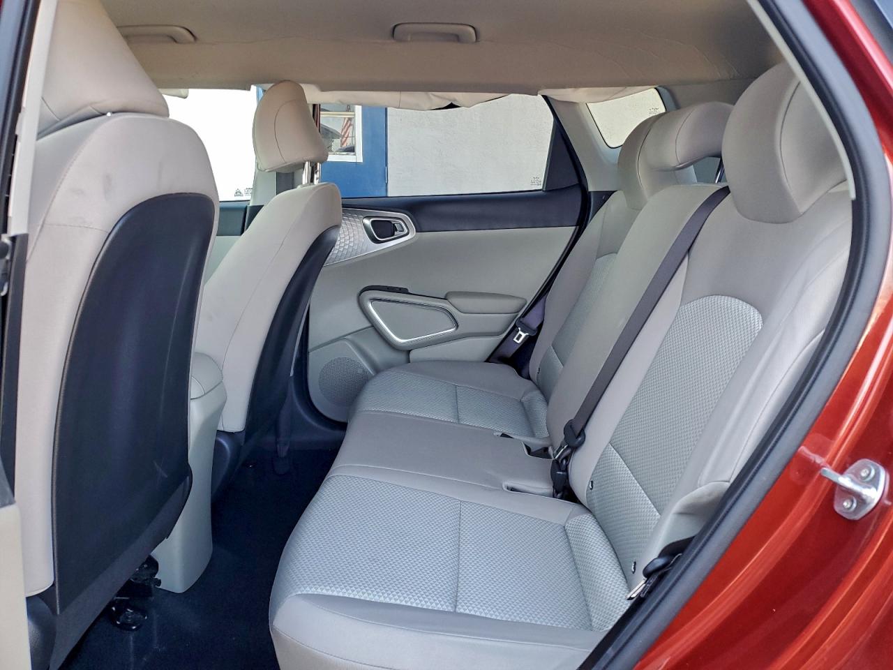 2025 KIA SOUL LX photo 10