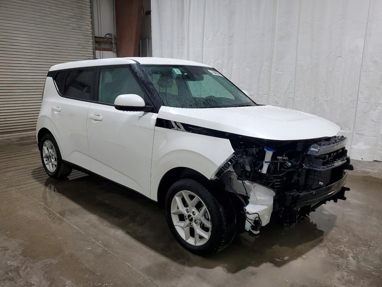 2025 KIA SOUL LX photo 4