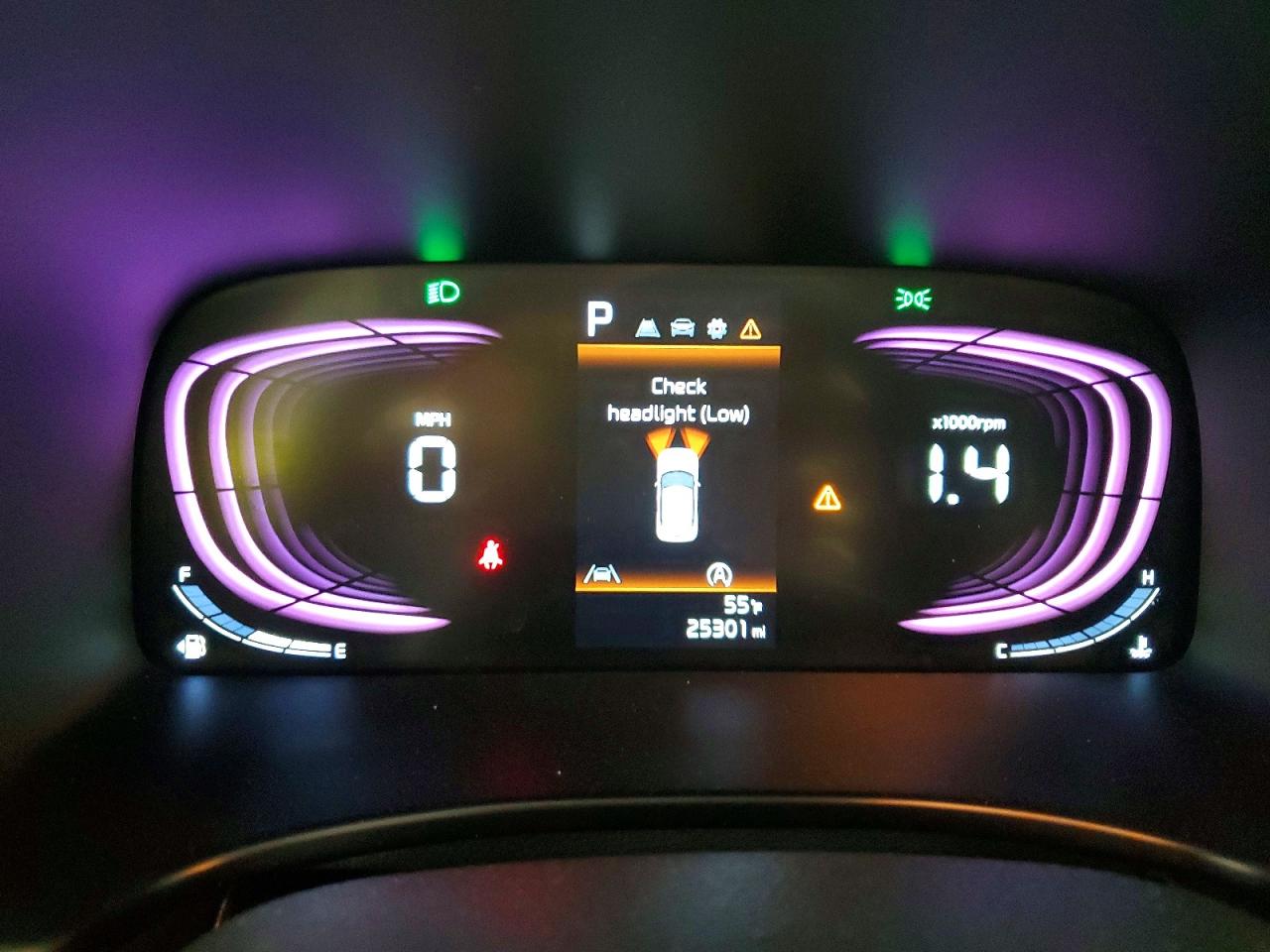 2025 KIA SOUL LX photo 9