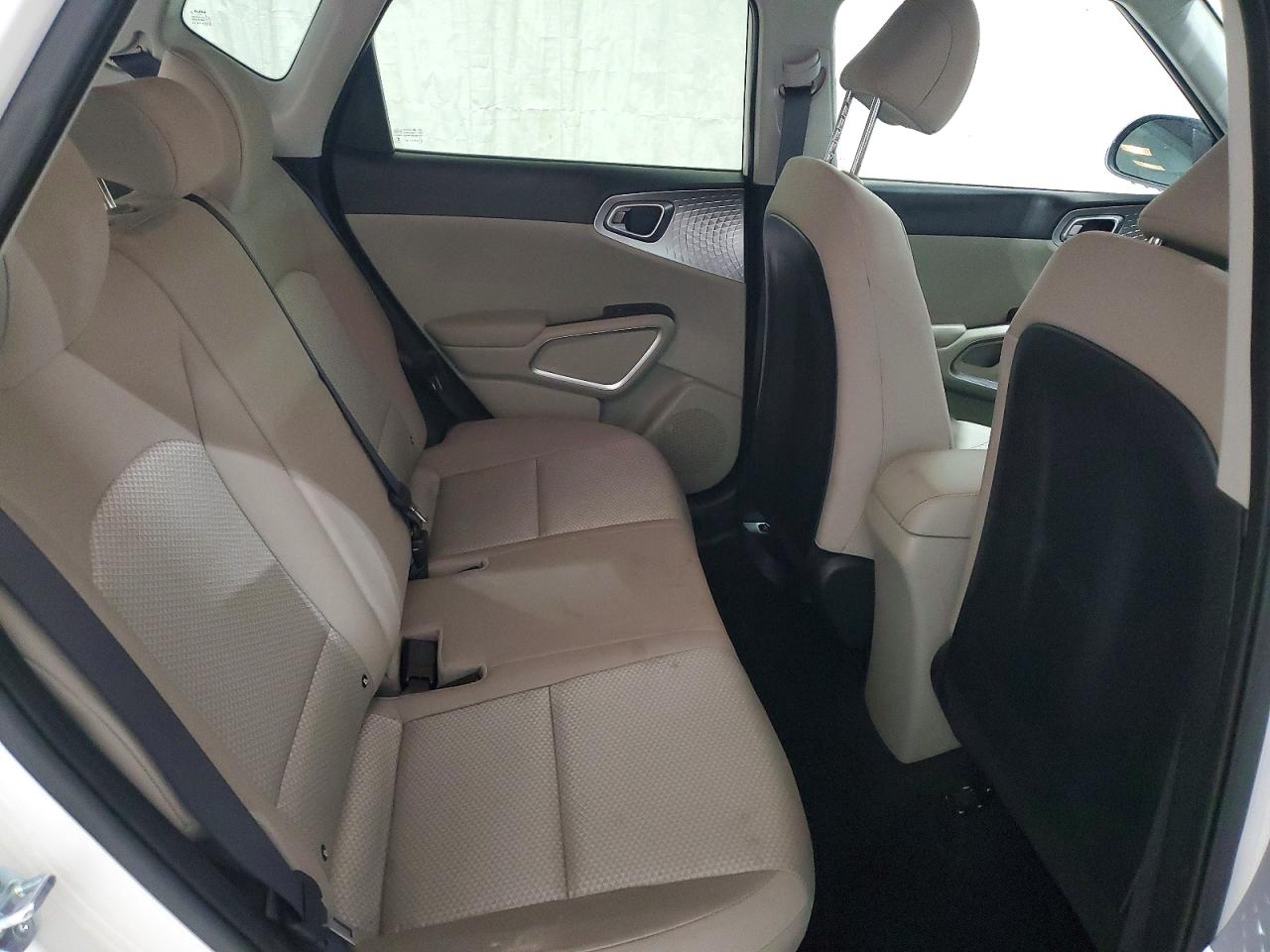 2025 KIA SOUL LX photo 10