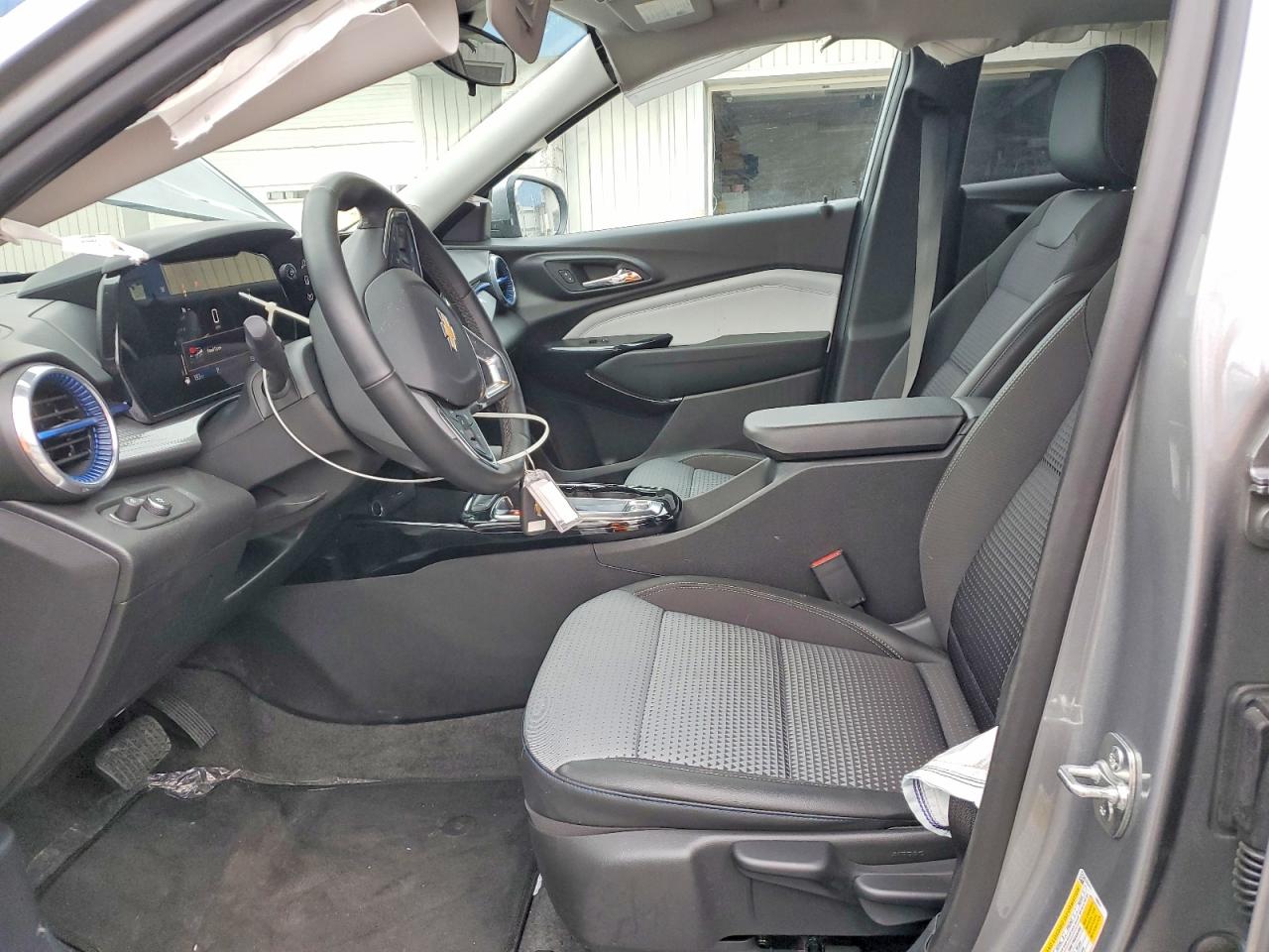 2025 CHEVROLET TRAX 1LT photo 7
