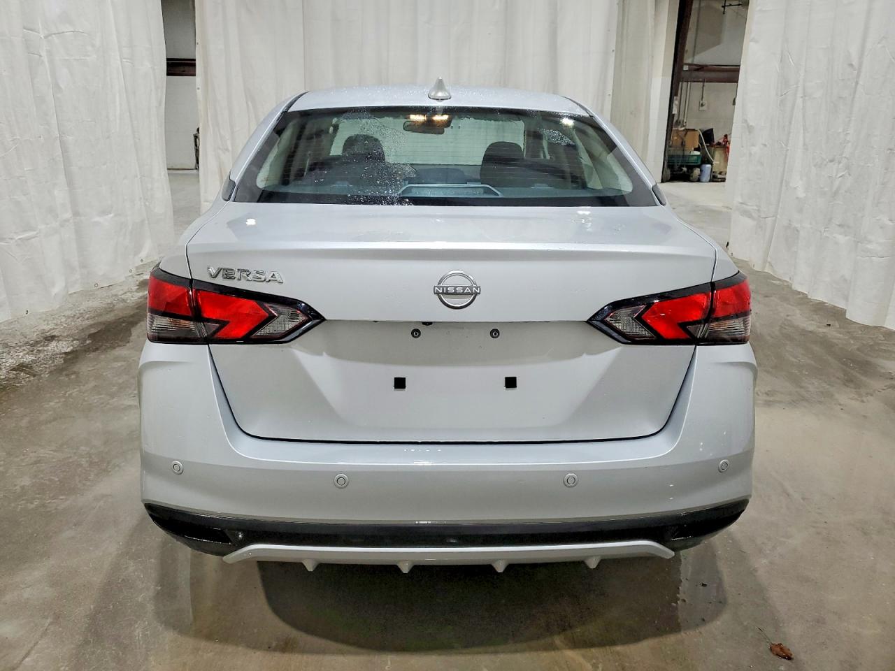 2025 NISSAN VERSA SV photo 6