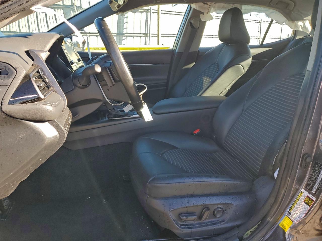 2024 TOYOTA CAMRY SE NIGHT SHADE photo 7