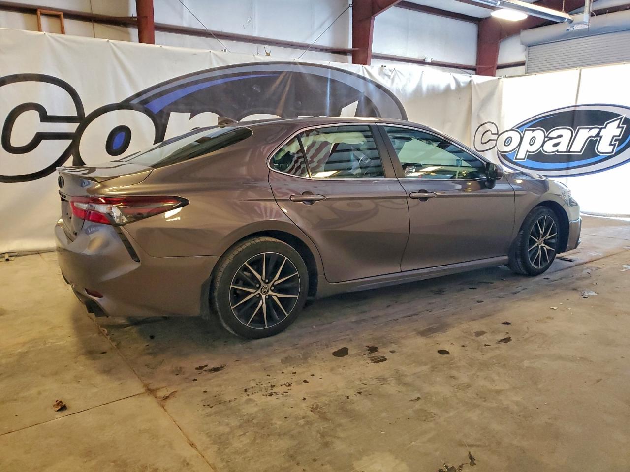 2024 TOYOTA CAMRY SE NIGHT SHADE photo 3