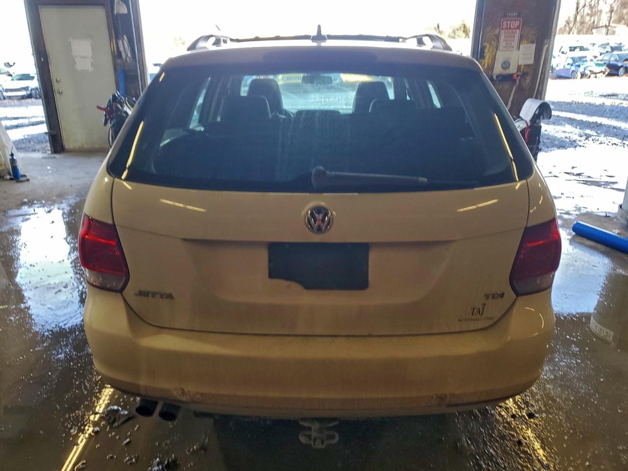 2012 VOLKSWAGEN JETTA TDI photo 6