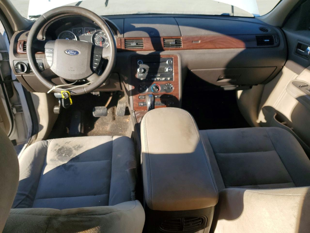 2008 FORD TAURUS SEL photo 8