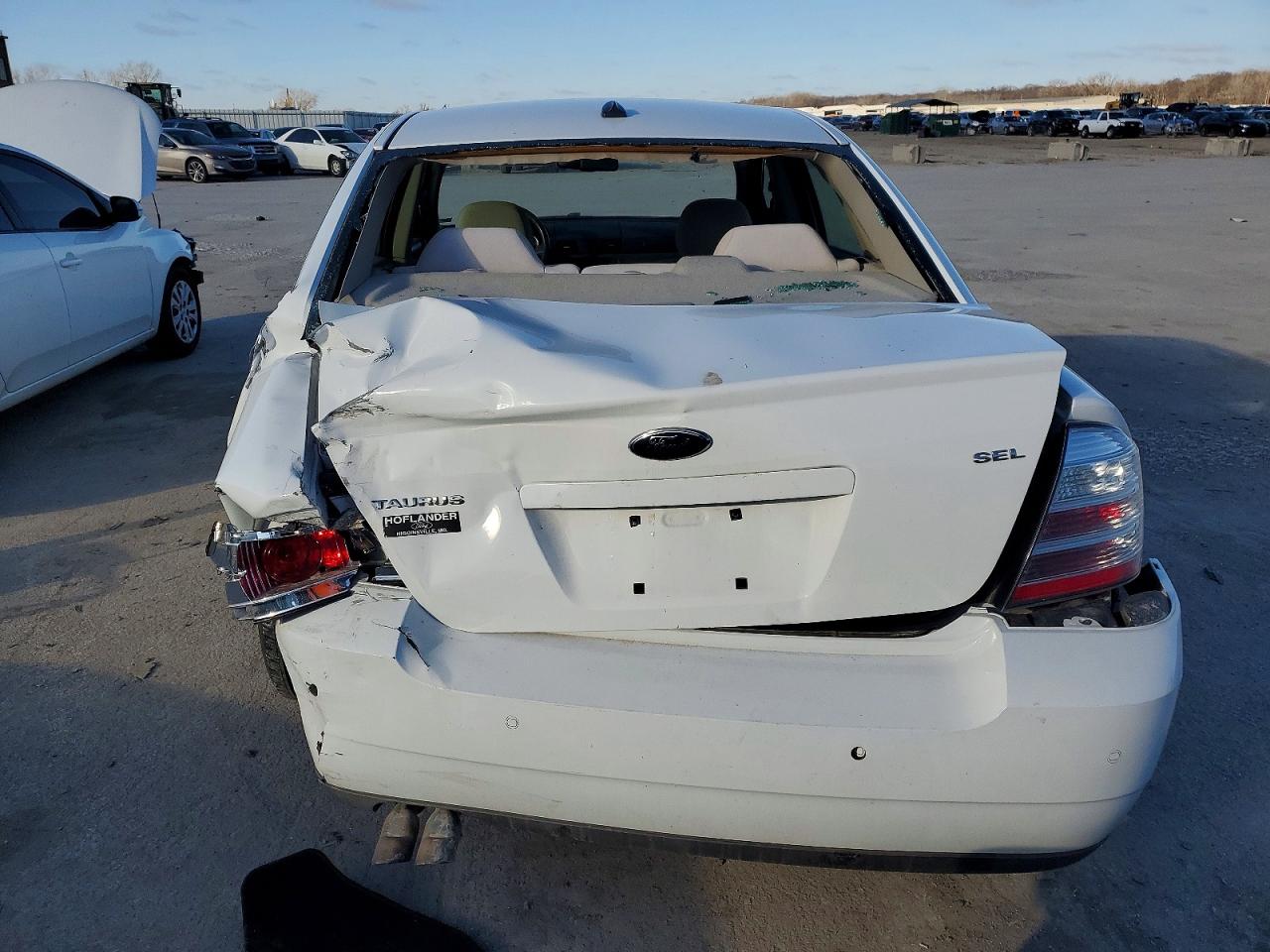 2008 FORD TAURUS SEL photo 6
