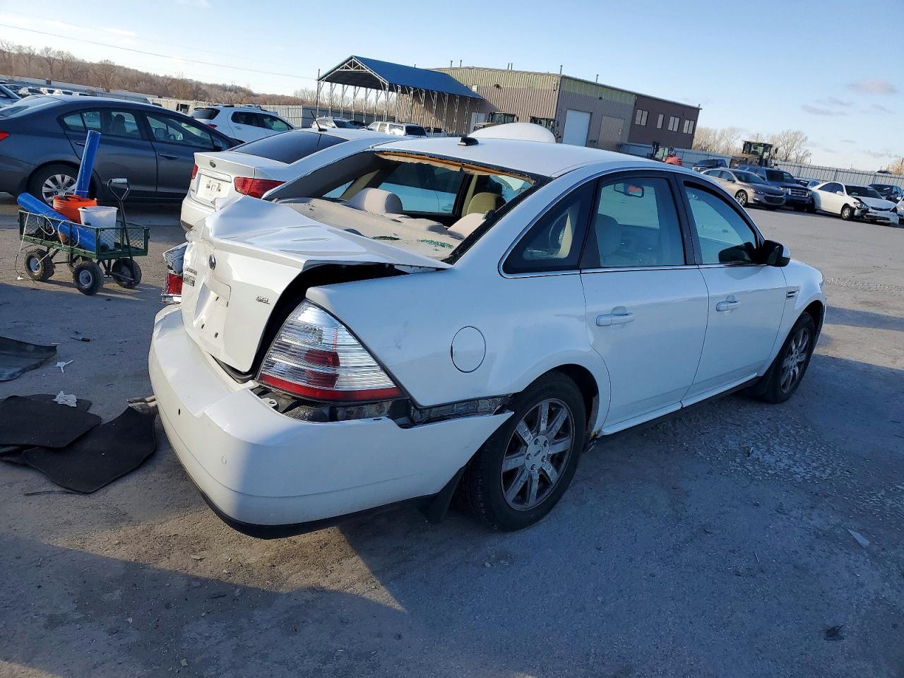 2008 FORD TAURUS SEL photo 3