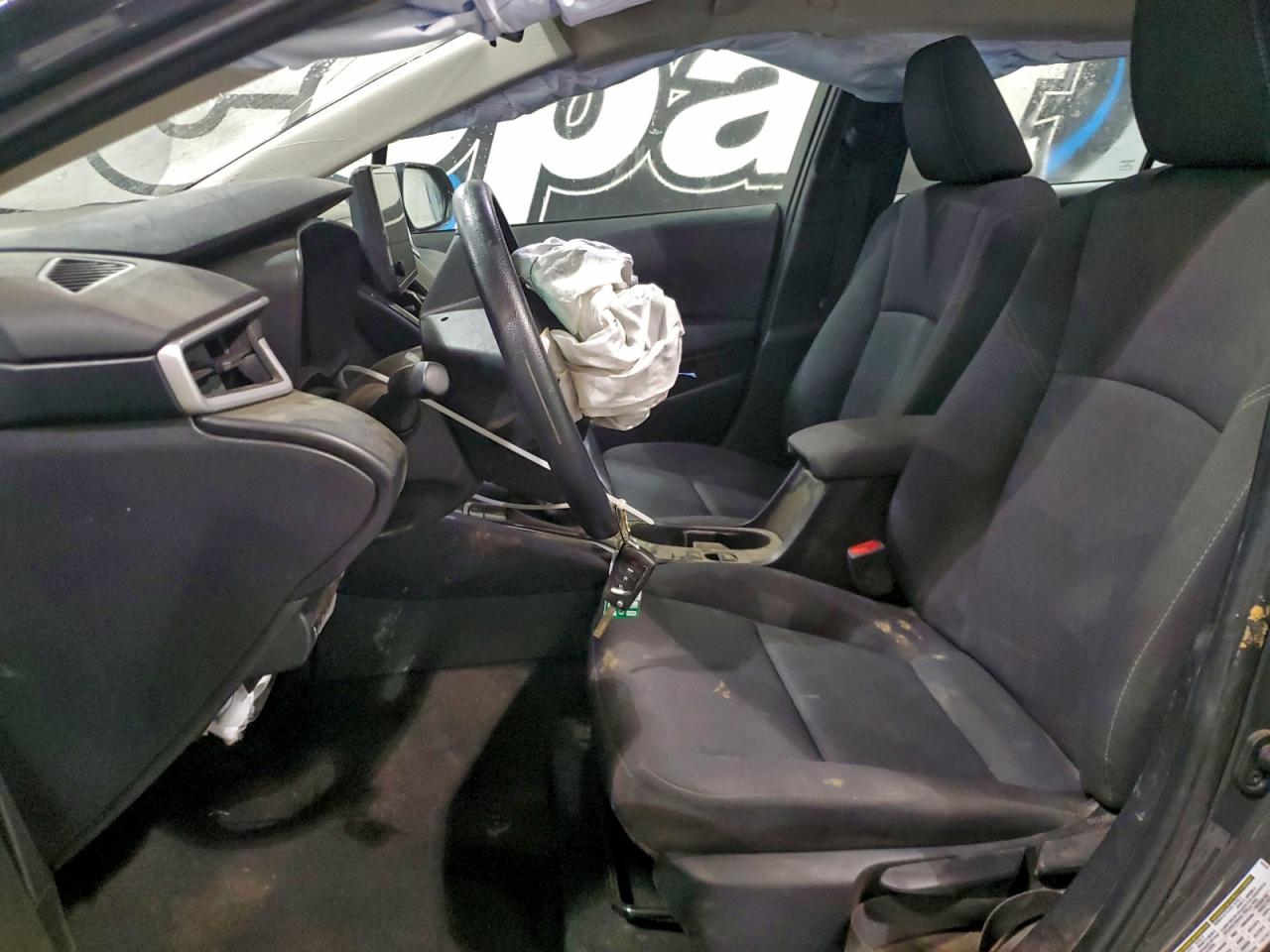 2025 TOYOTA COROLLA LE photo 7