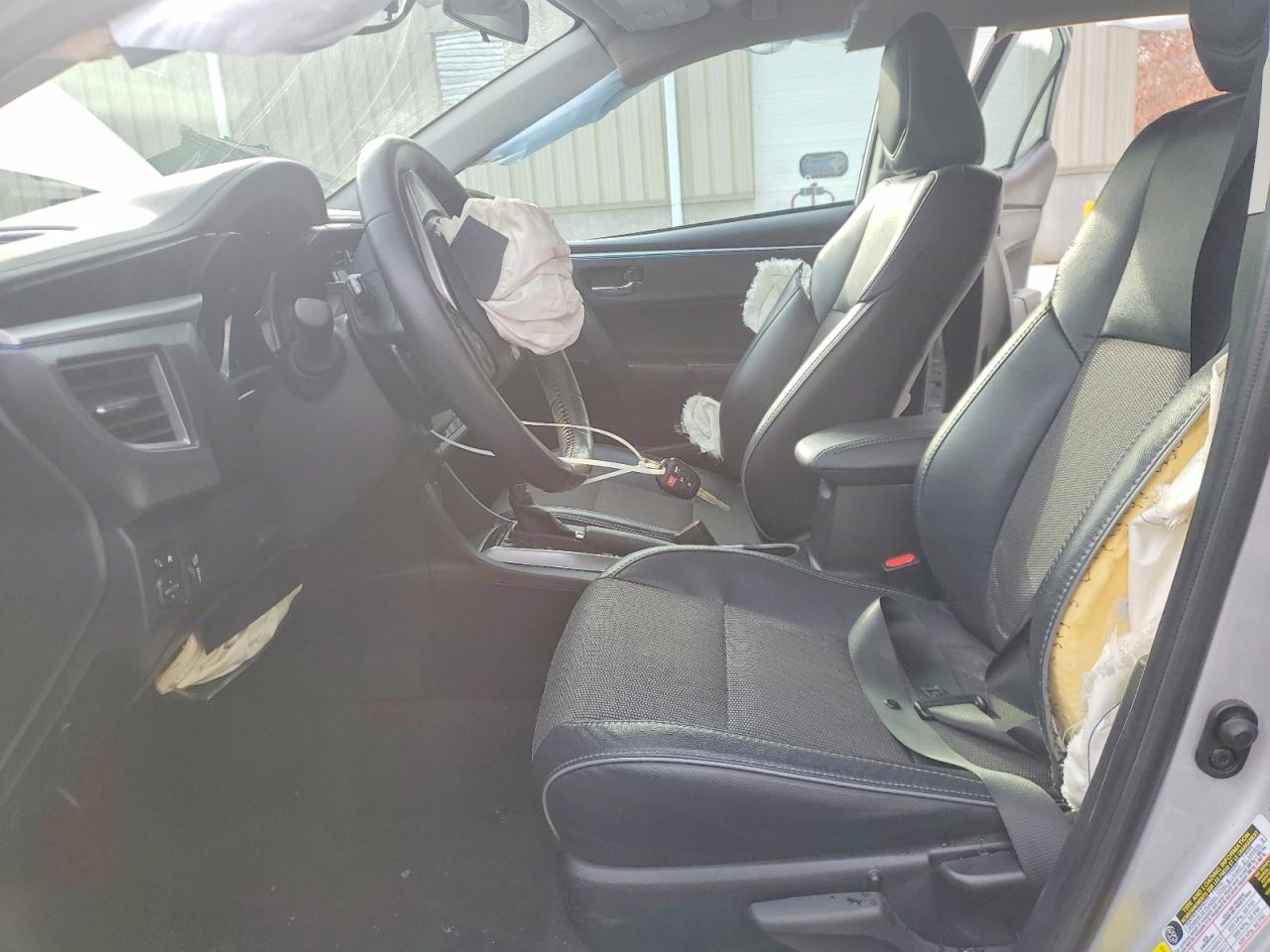 2014 TOYOTA COROLLA S PLUS photo 7