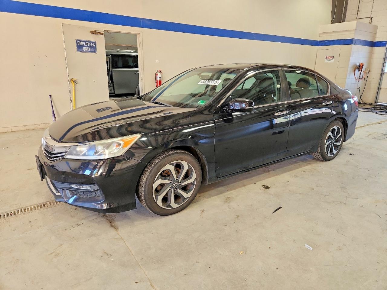 2017 HONDA ACCORD