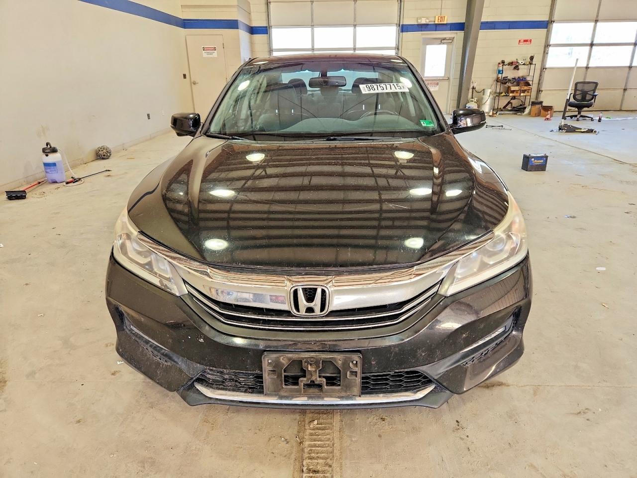 2017 HONDA ACCORD EXL photo 5