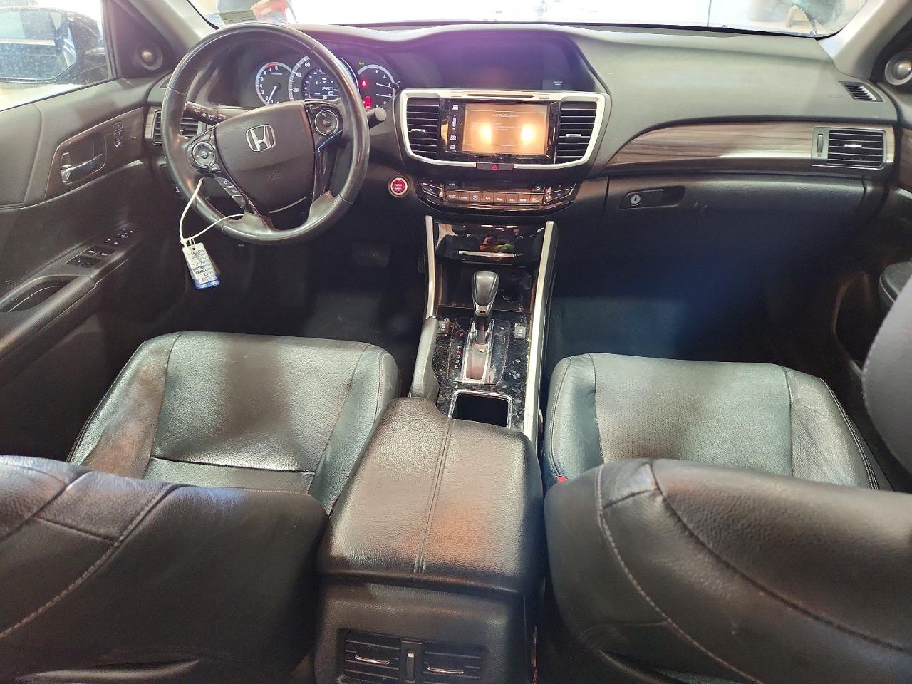 2017 HONDA ACCORD EXL photo 8