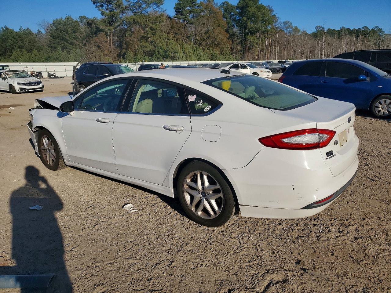 2016 FORD FUSION SE photo 2