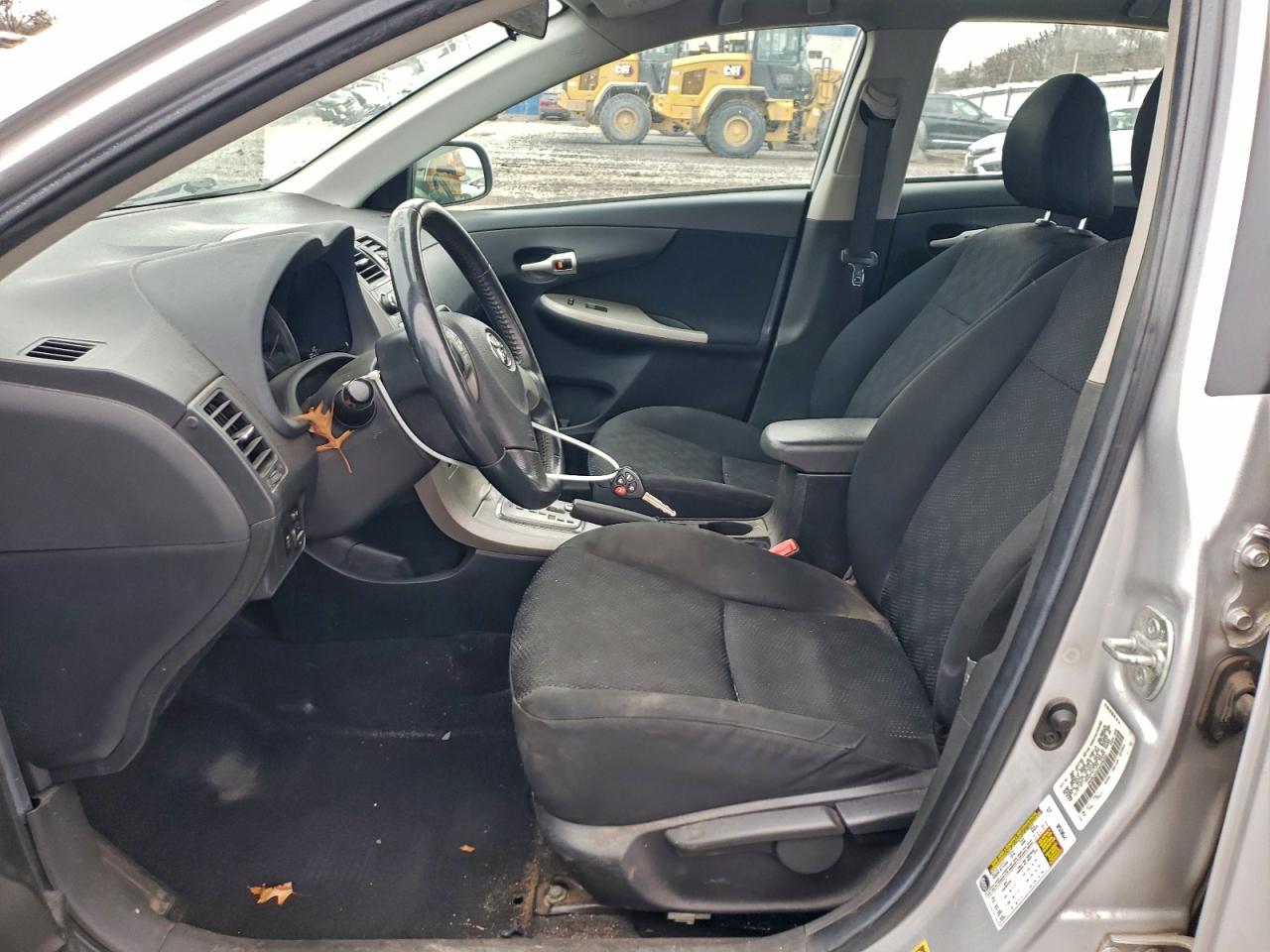 2010 TOYOTA COROLLA BASE photo 7