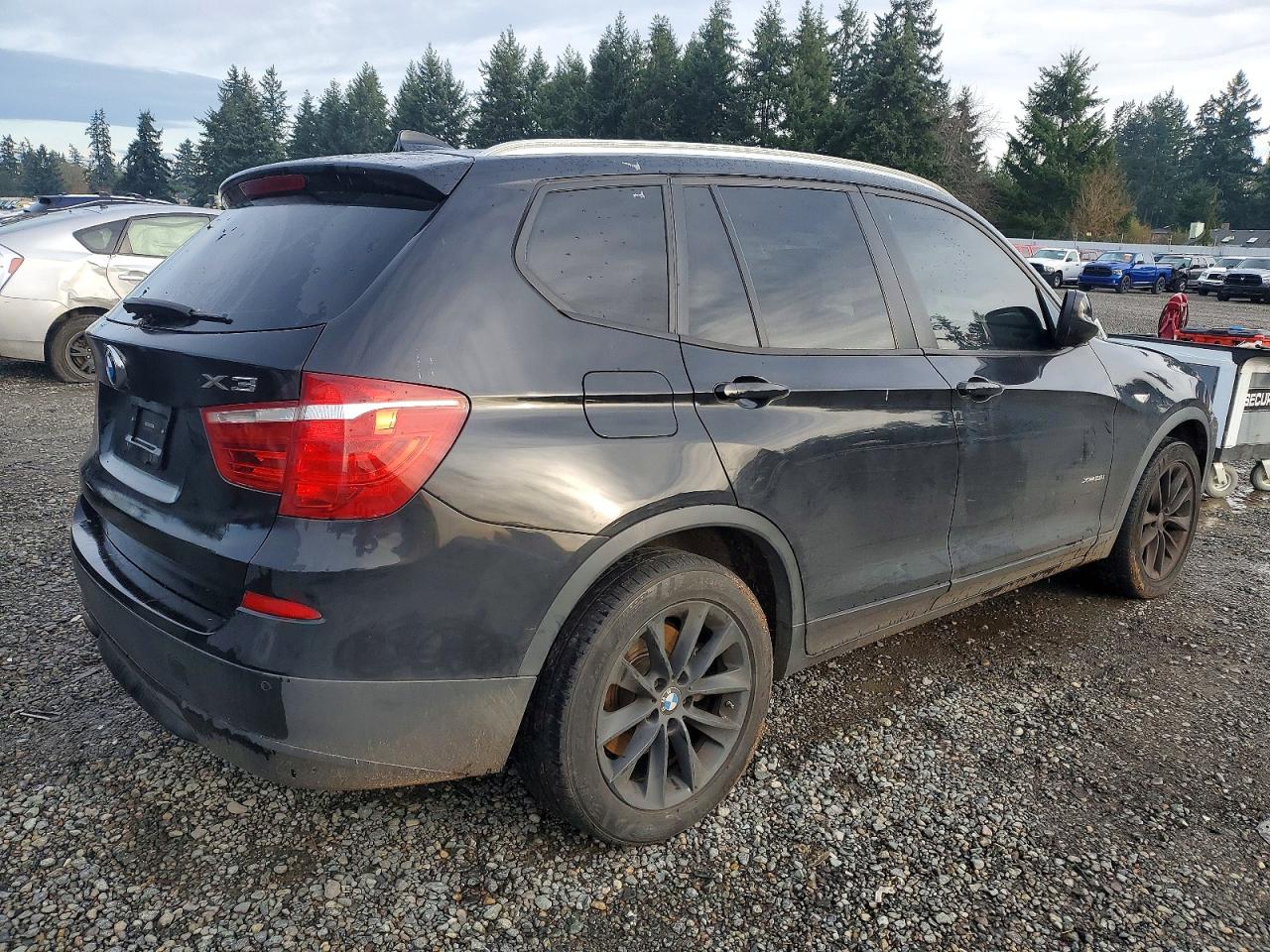 2013 BMW X3 XDRIVE28I photo 3