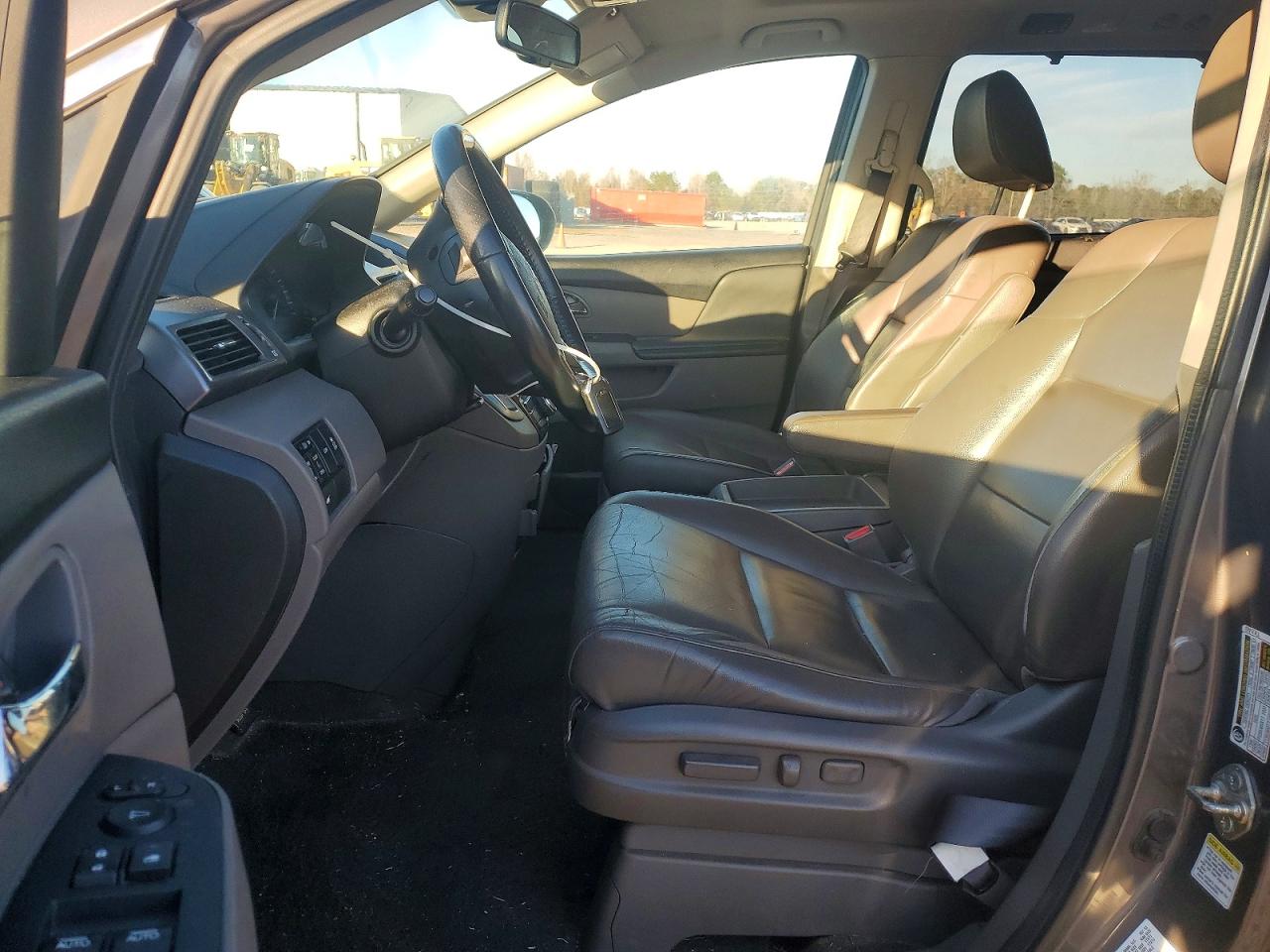 2014 HONDA ODYSSEY EXL photo 7