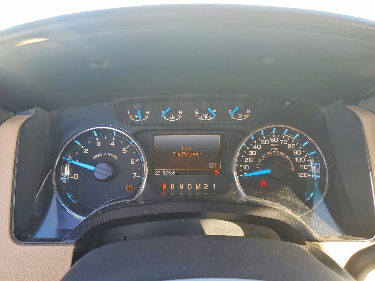 2014 FORD F150 SUPERCREW photo 25