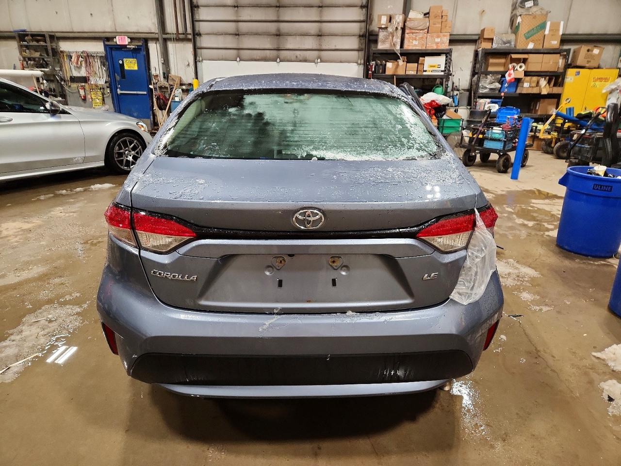 2021 TOYOTA COROLLA LE photo 6