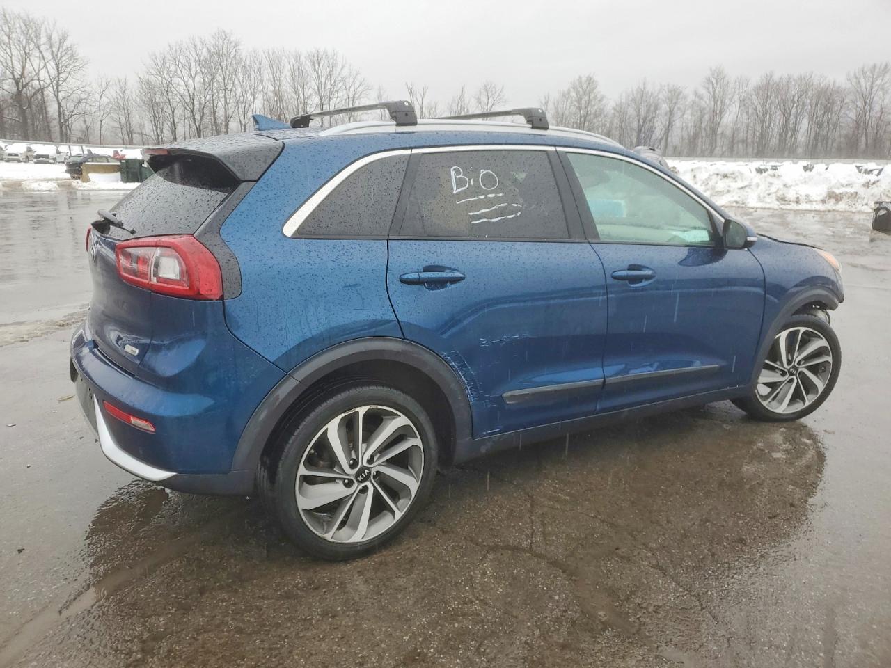 2017 KIA NIRO EX TOURING photo 7